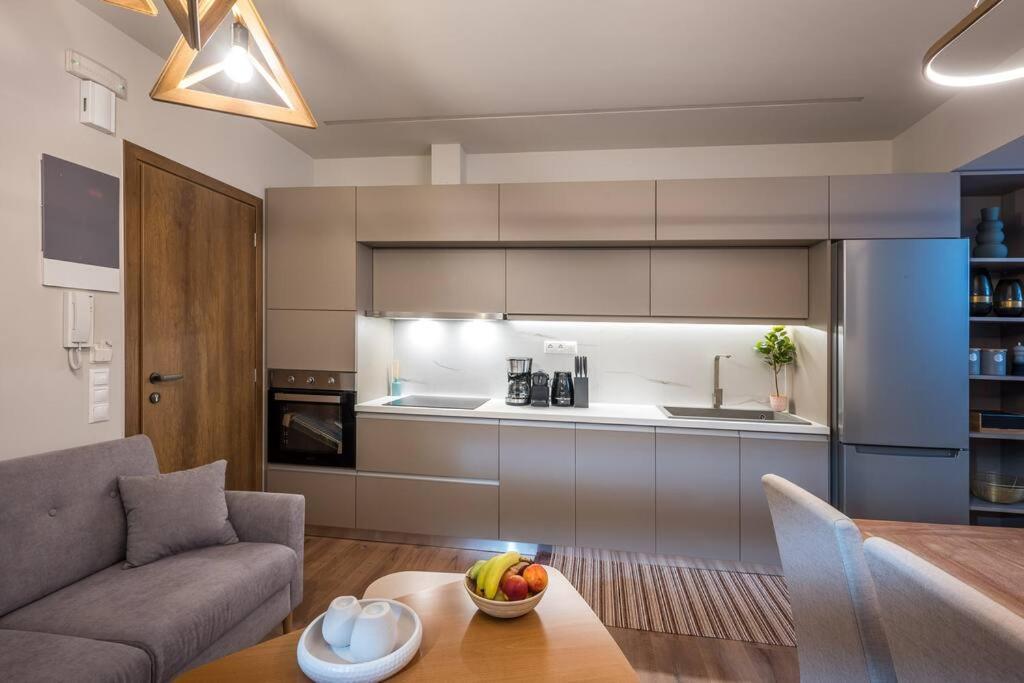Amalia'S Luxury Apartment 2 Iraklion Buitenkant foto
